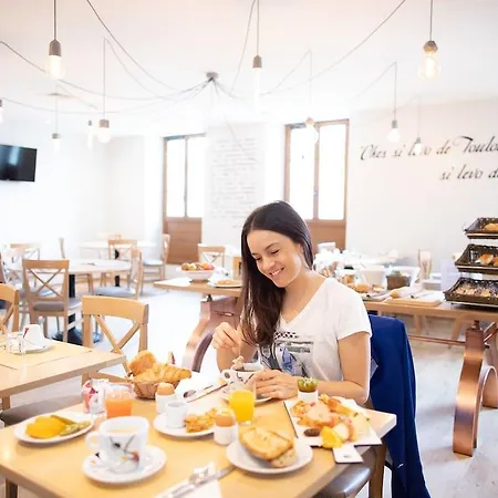 The Originals Boutique, Grand De La Gare, 3* Toulon