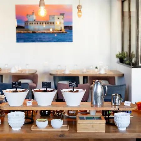 Grand De La Gare - Boutique Hotel