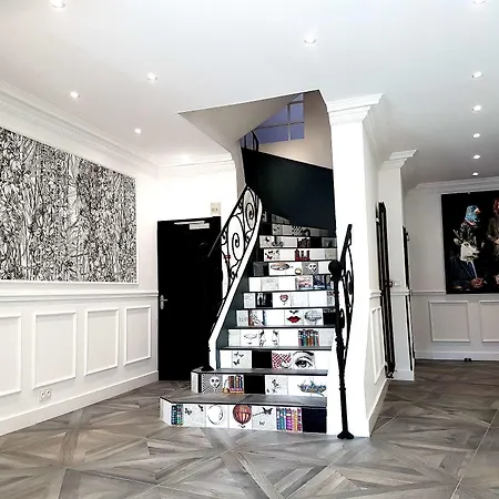 Grand De La Gare - Boutique Hotel